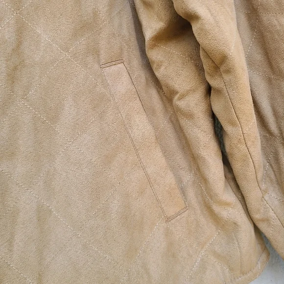 Disney's Wilderness Lodge Disneyland Tan Quilted Lined Jacket sz L - Picture 3 of 7